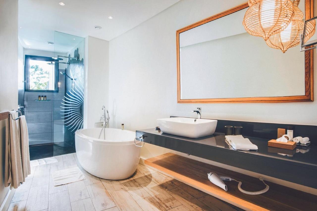 Victoria Beachcomber Resort & Spa - Victoria For 2 - Adults Only Pointe-aux-Piments Bagian luar foto